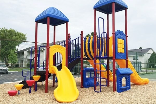 ways to make the most 안전놀이터 of your local playground year-round
